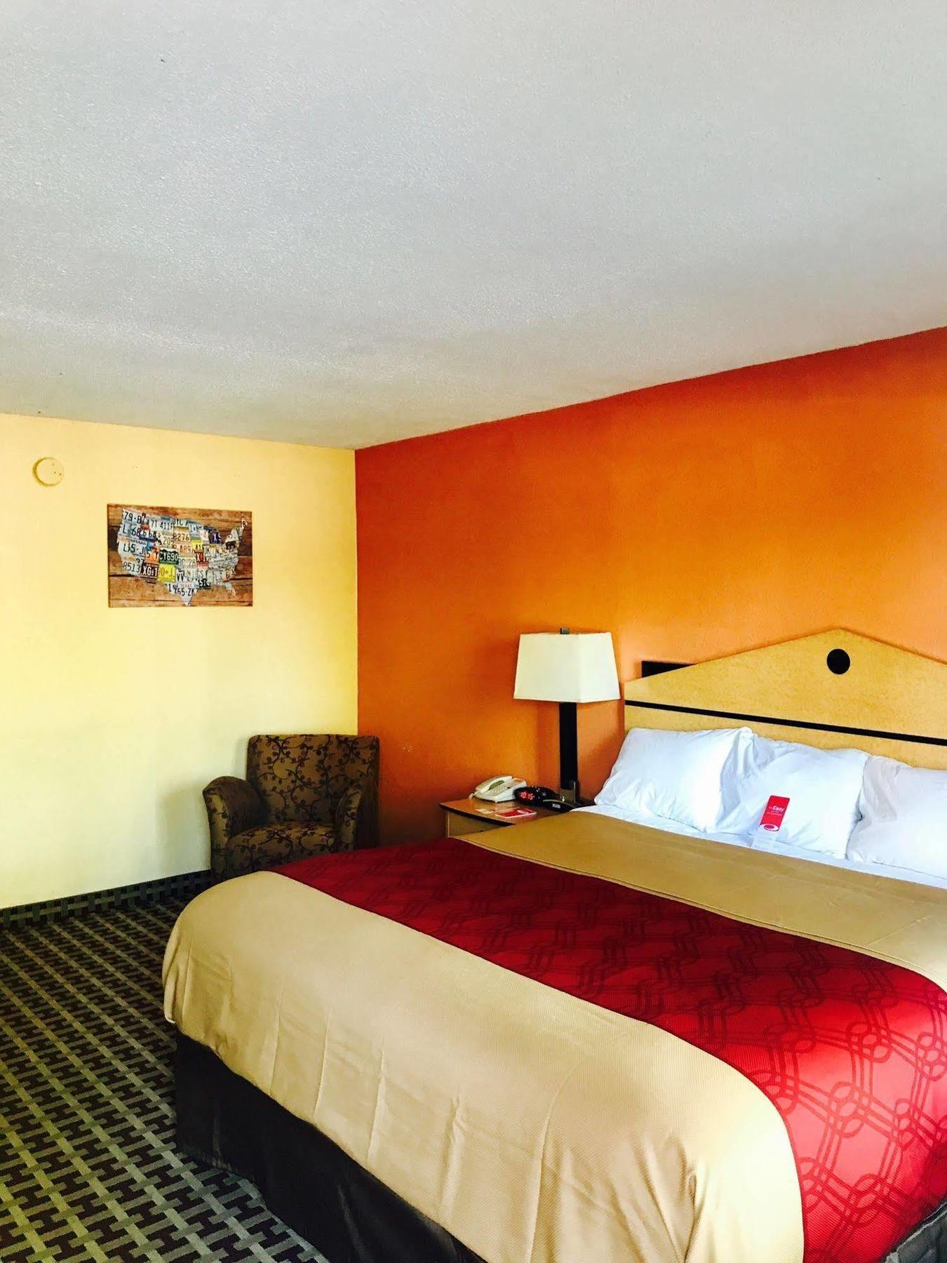 Milan Inn & Suites Εξωτερικό φωτογραφία