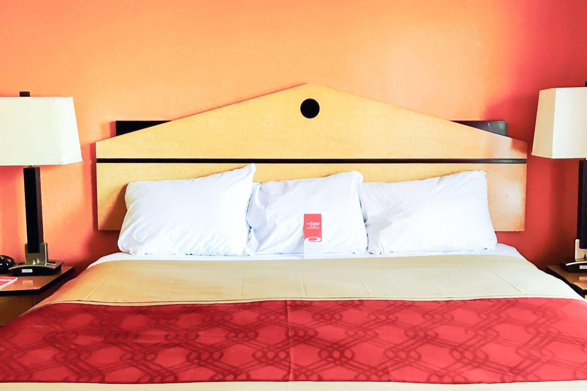 Milan Inn & Suites Εξωτερικό φωτογραφία